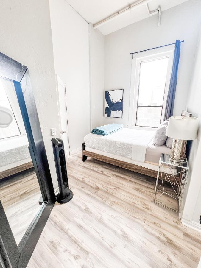Отель Gaslamp 2Bdrm - W Parking & 4 Beds #204 Сан-Диего Экстерьер фото